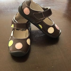 Like new toddler girls Pediped grip n go size 7